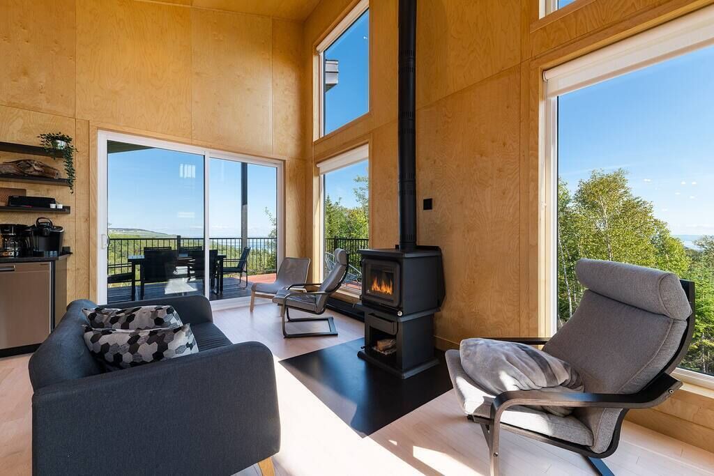 Photo of Livingroom in Saint-Joseph-de-la-Rive