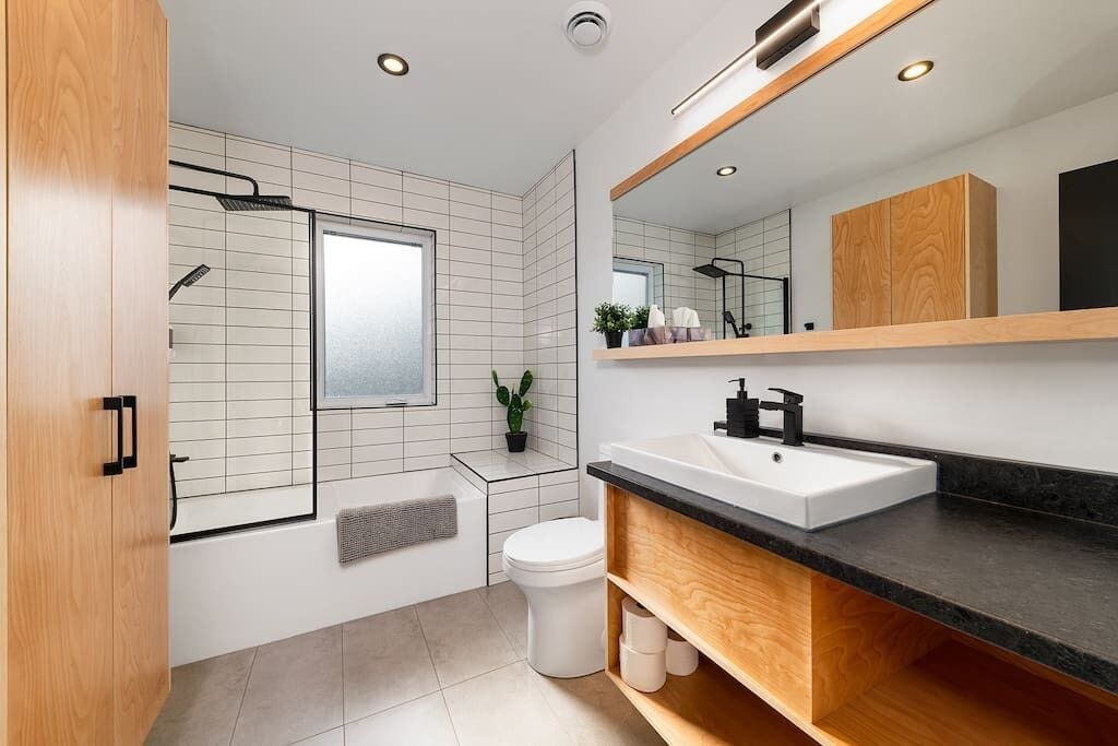 Photo of Bathroom in Saint-Joseph-de-la-Rive
