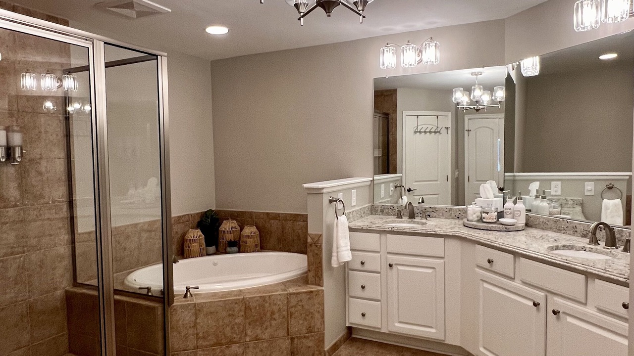 Photo of Bathroom in Westlake Corner