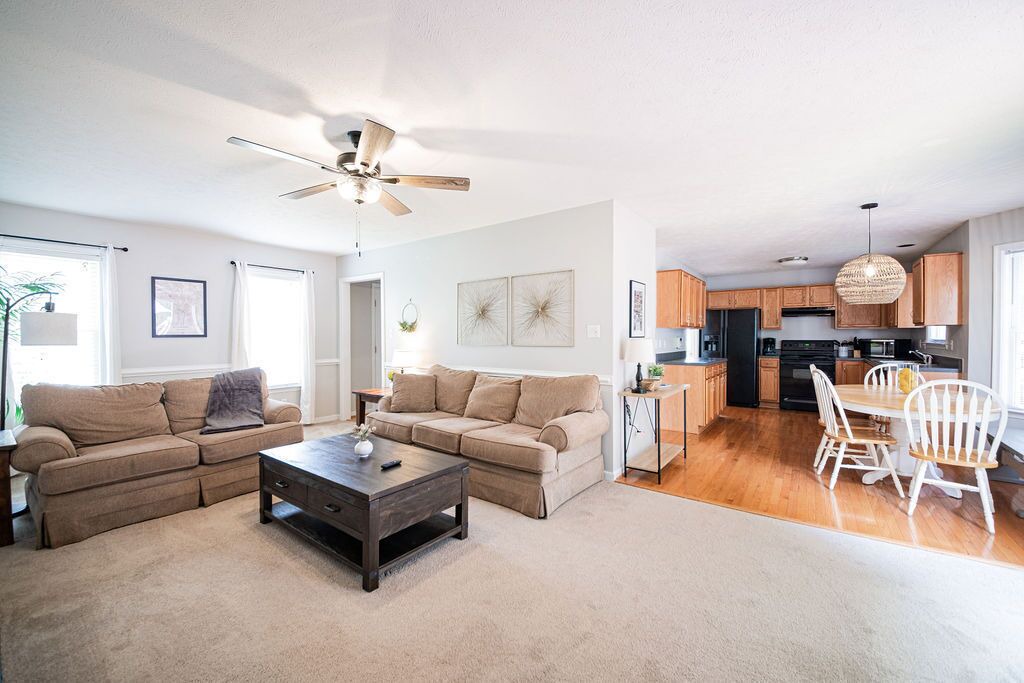 Photo of Livingroom in North Chesterfield