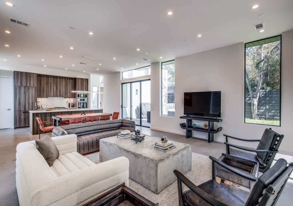Photo of Livingroom in Northwest Dallas