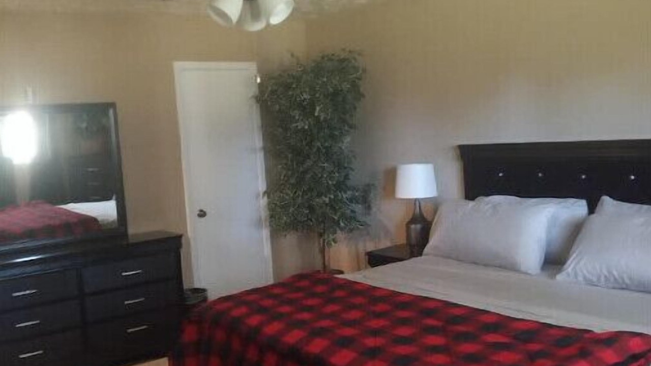 Photo of Bedroom in Barker