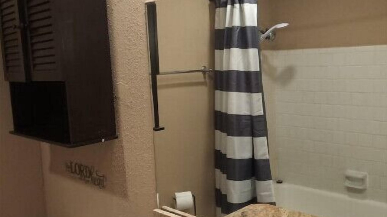 Photo of Bathroom in Barker