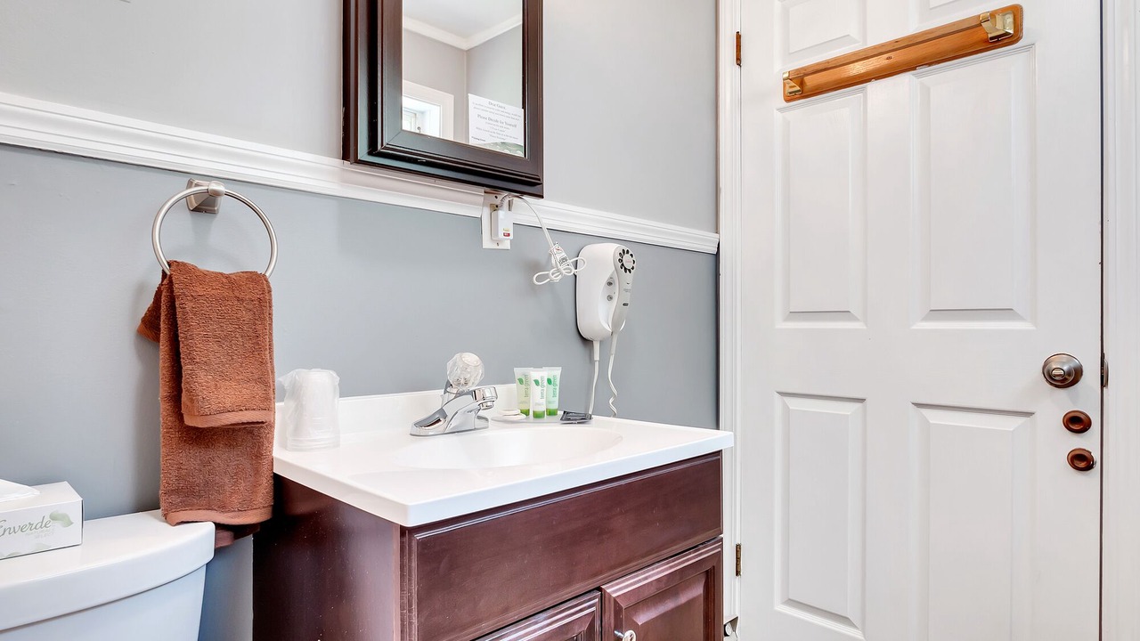Photo of Bathroom in Cooperstown