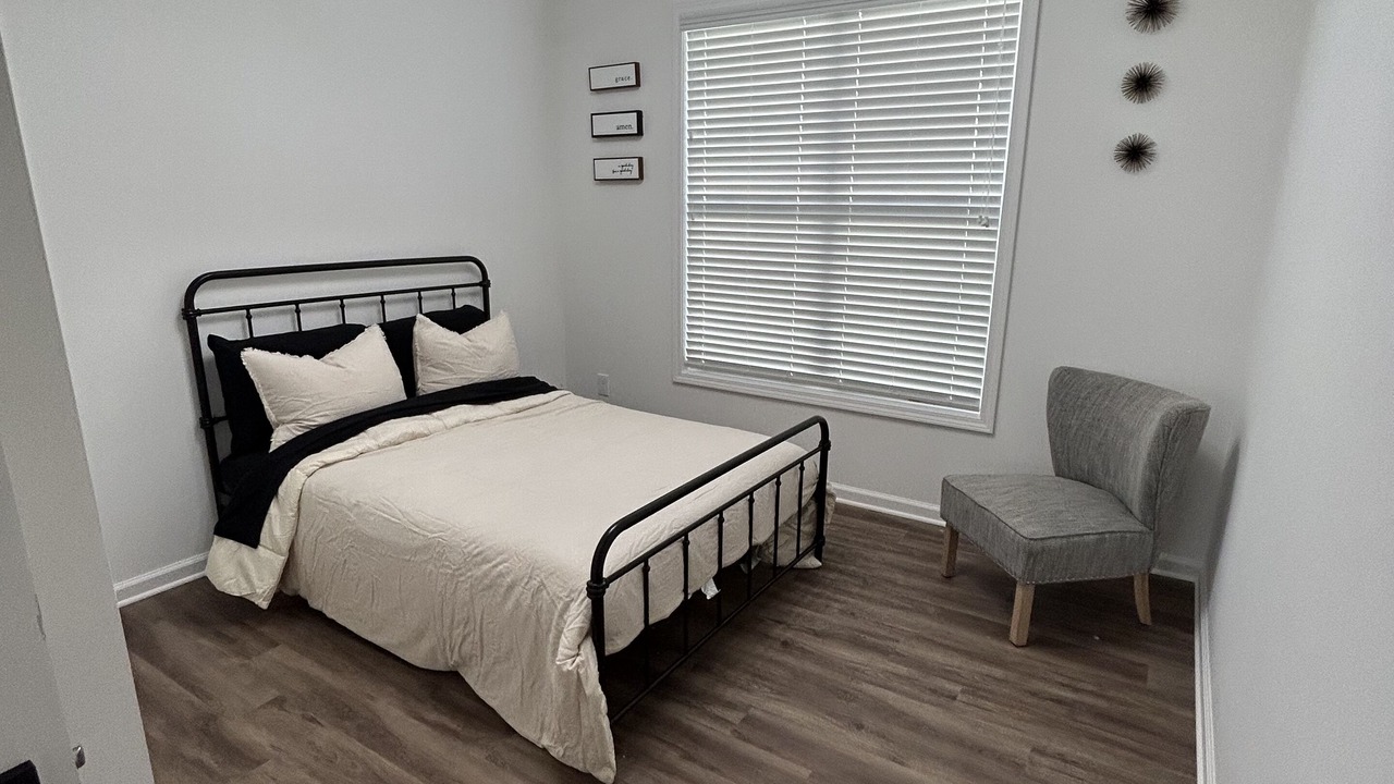 Photo of Bedroom in East Point