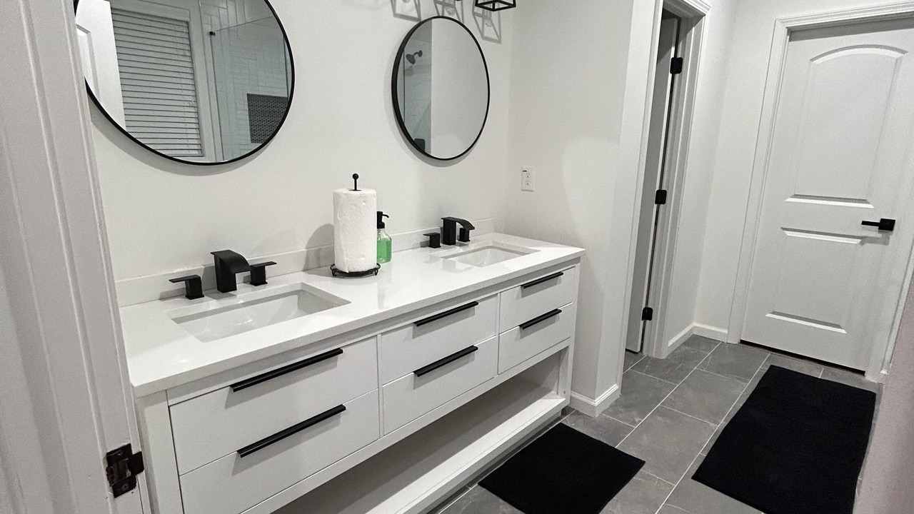 Photo of Bathroom in East Point