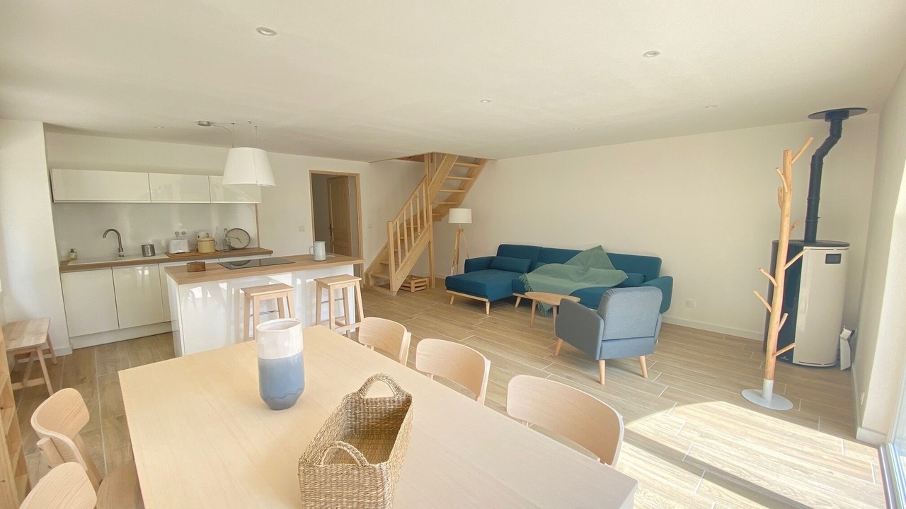 Photo of Livingroom in Saint-Michel-l'Observatoire