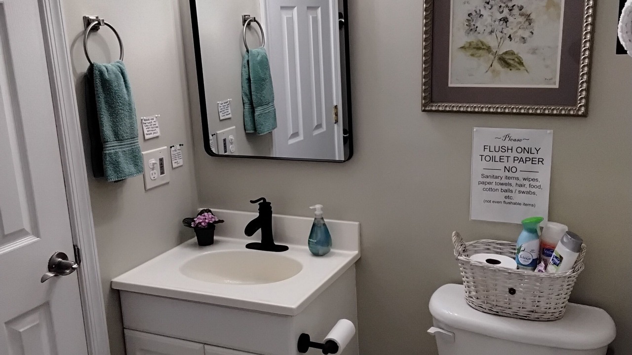 Photo of Bathroom in Goode
