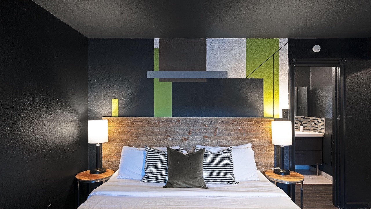 Photo of Bedroom in Hyde Park