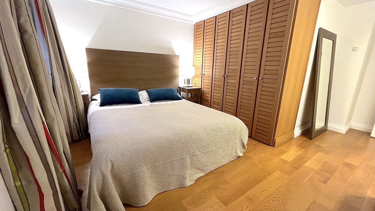 Photo of Bedroom in Champs-Elysees
