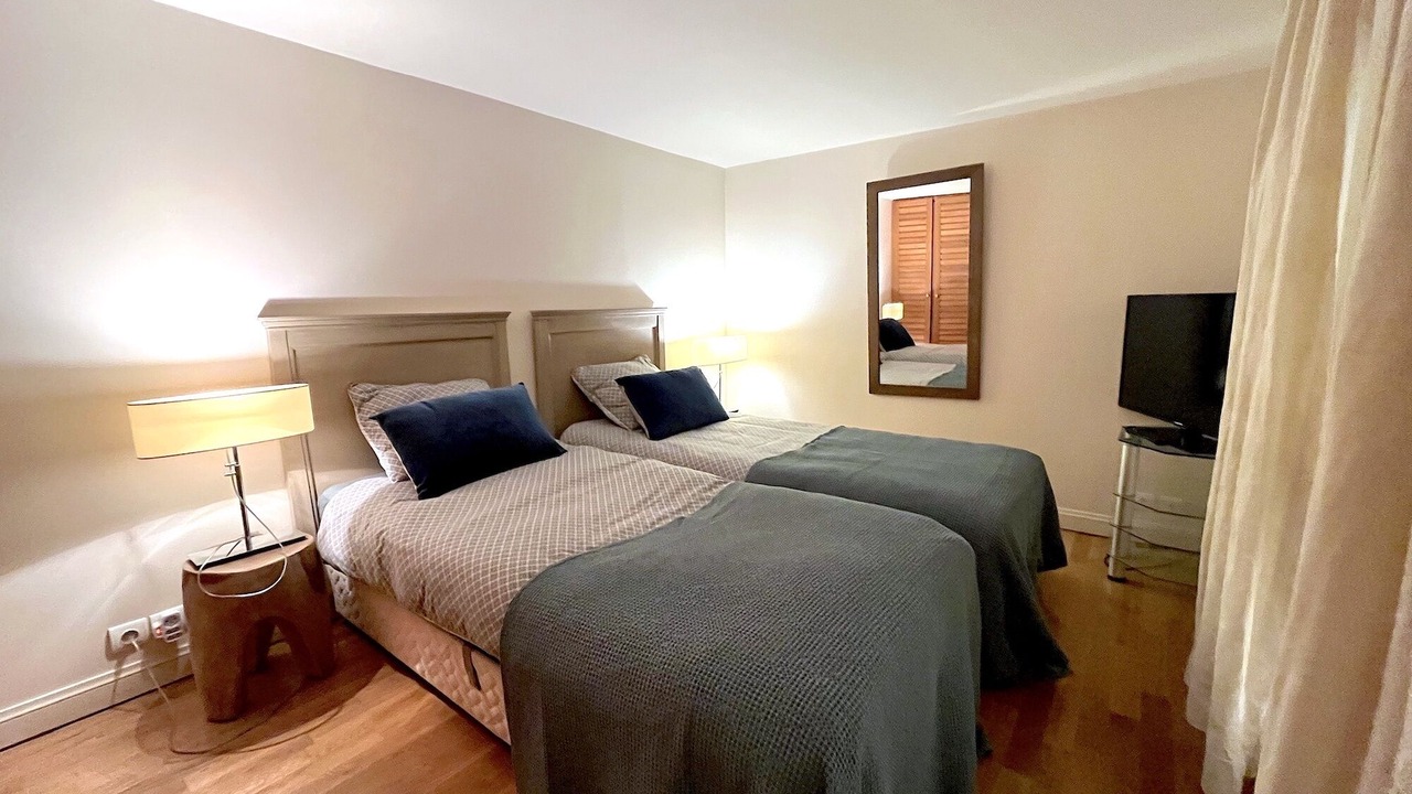 Photo of Bedroom in Champs-Elysees