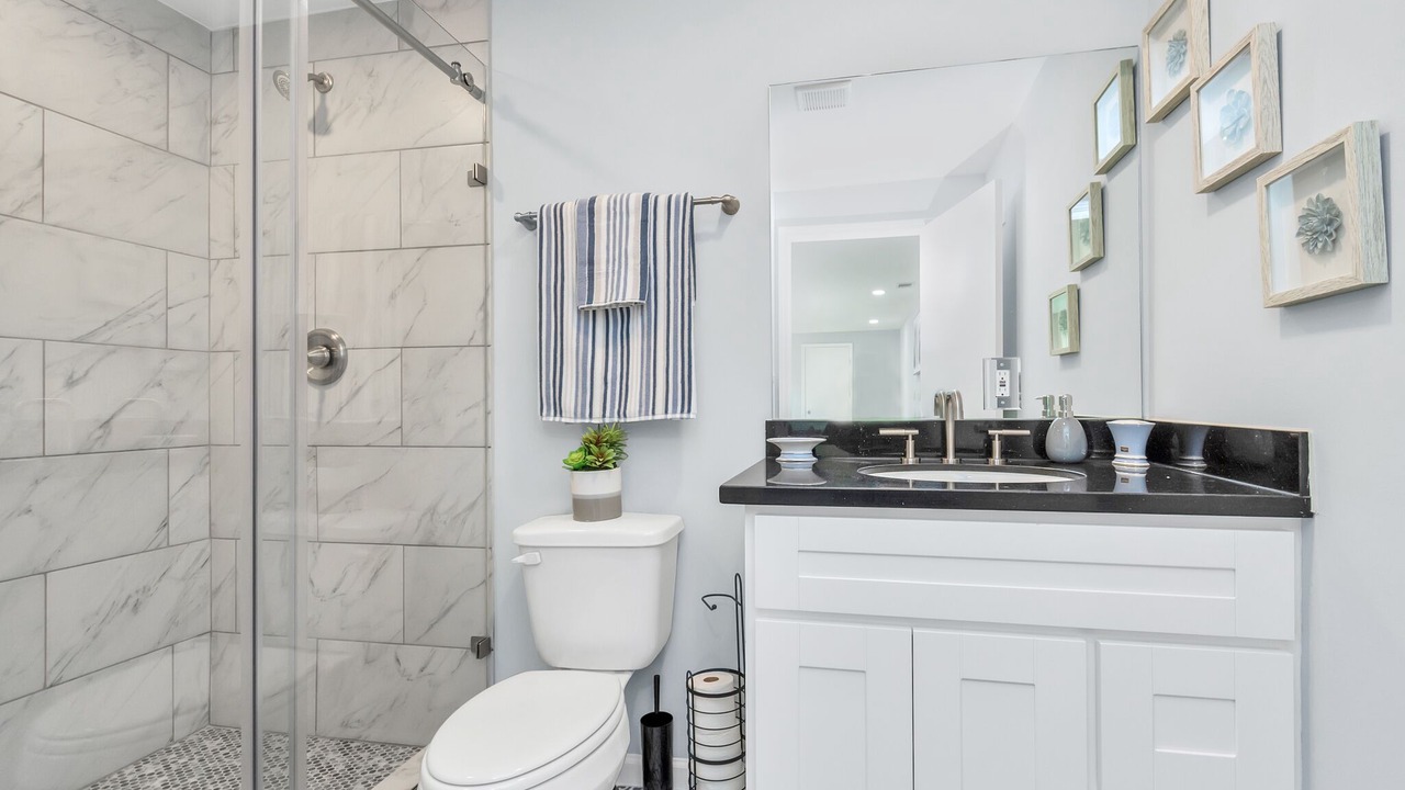 Photo of Bathroom in Garden Oaks