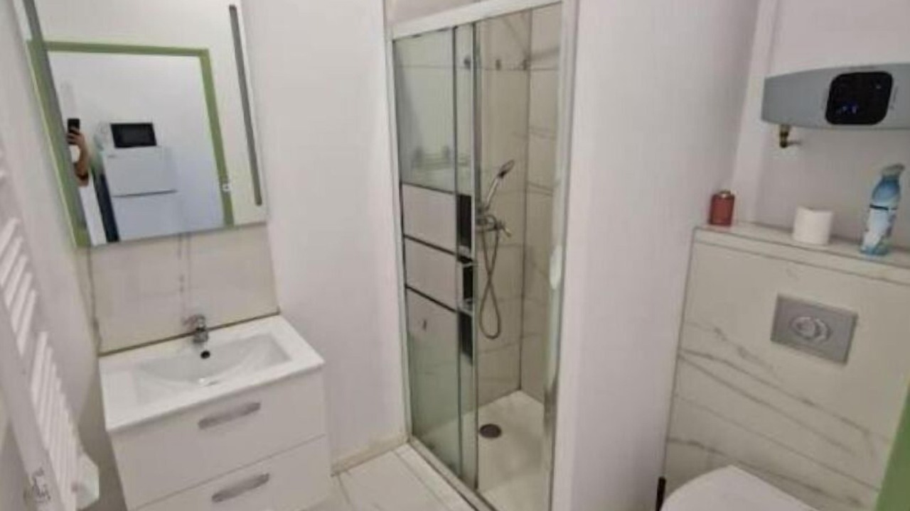 Photo of Bathroom in Centre Deux