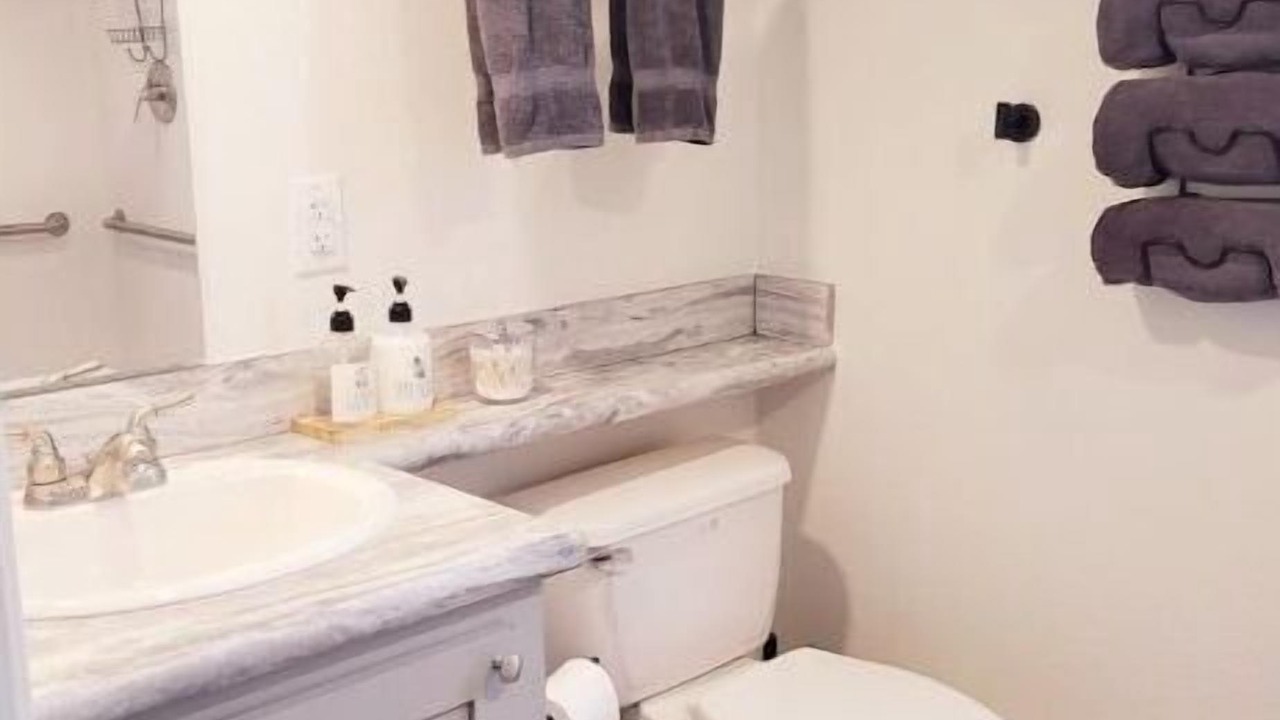Photo of Bathroom in Vian