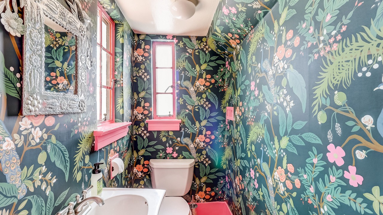 Photo of Bathroom in Oak Park - Northwood