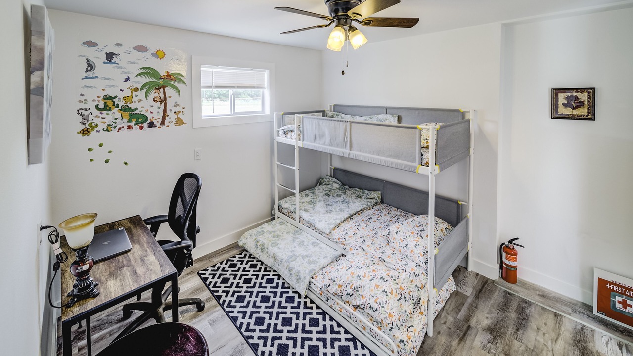Photo of Bedroom in Wise County