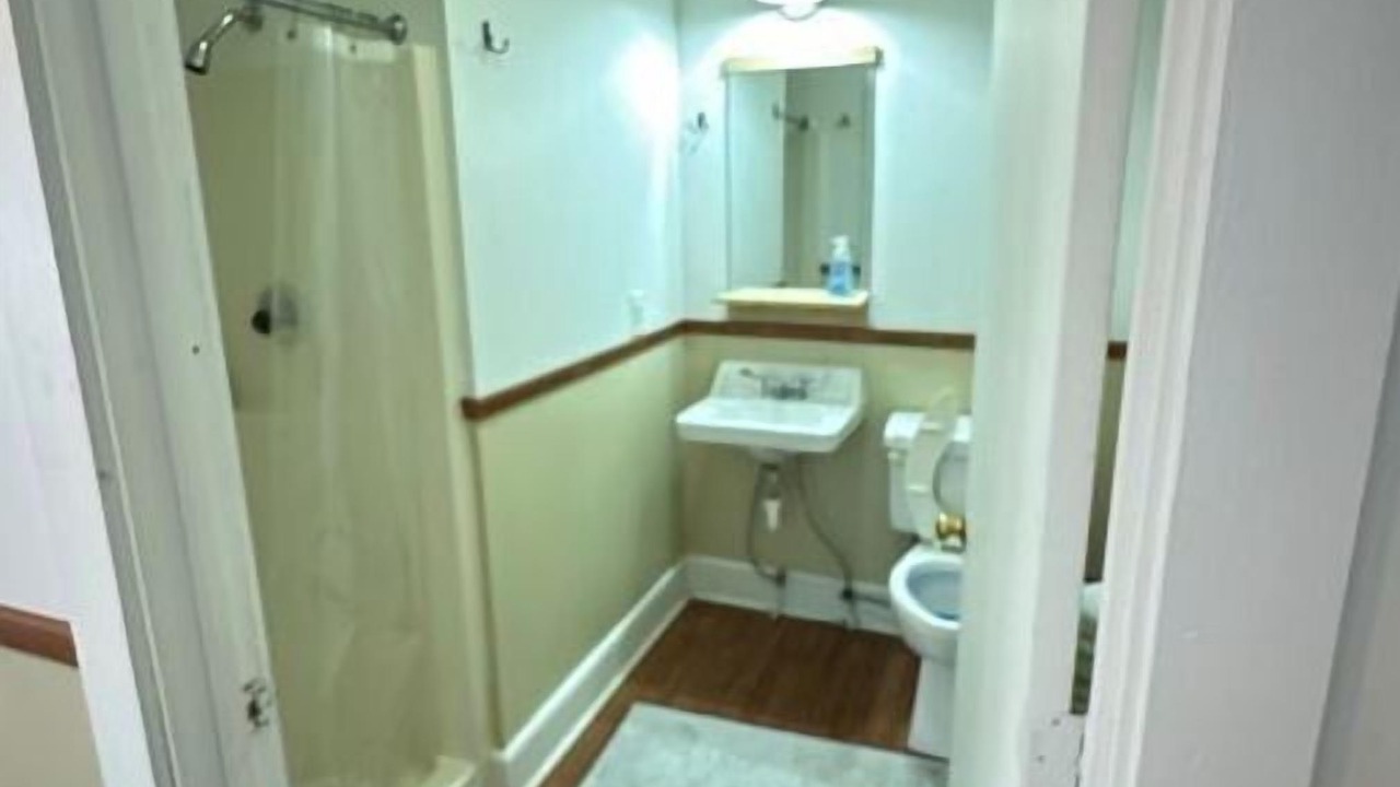 Photo of Bathroom in Sallisaw