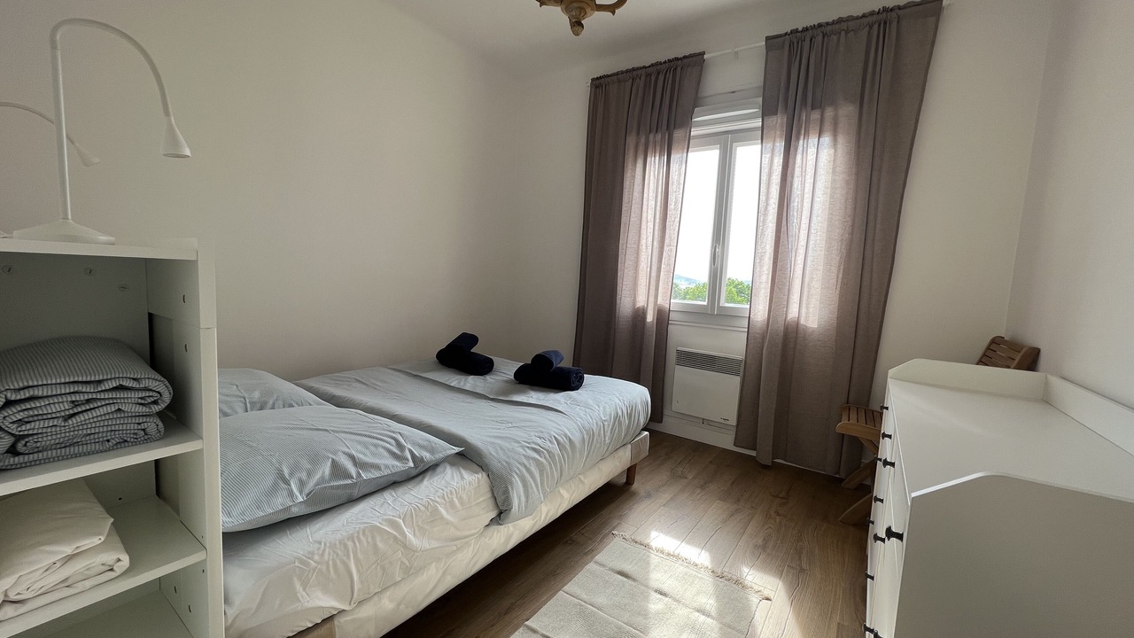 Photo of Bedroom in Le Mourillon