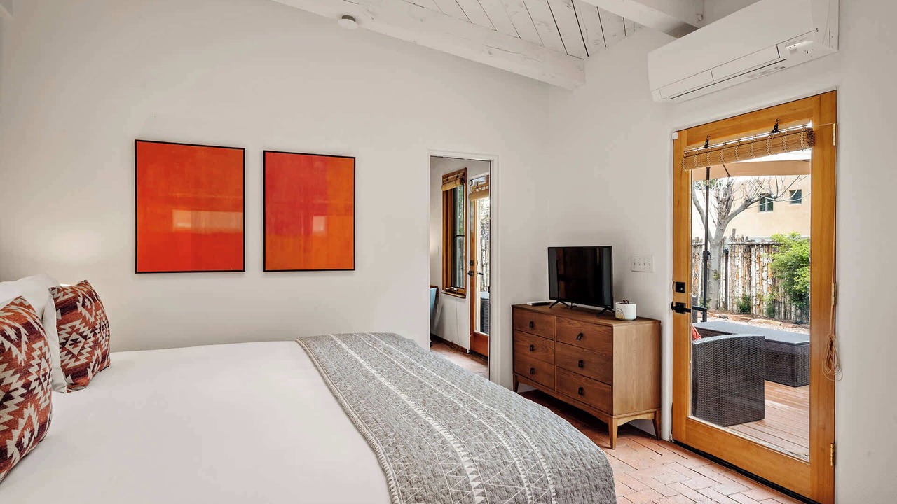 Photo of Bedroom in South Capitol