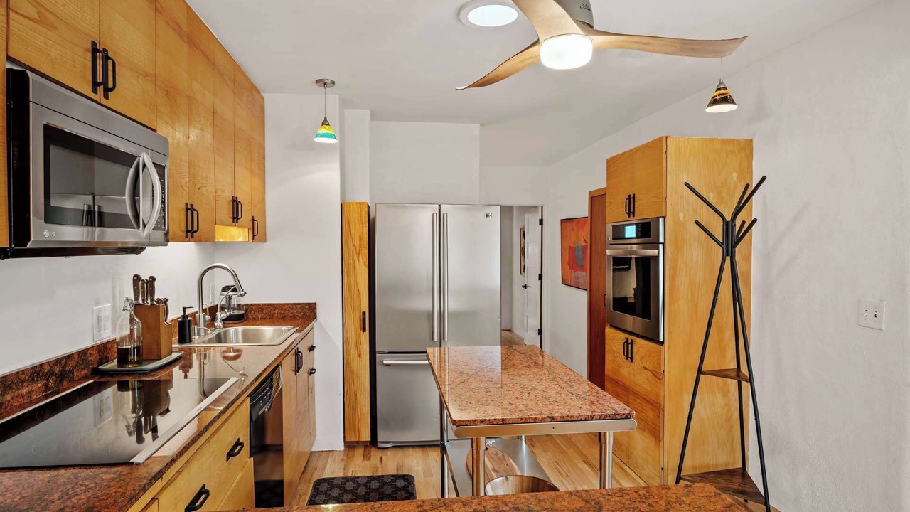 Photo of Kitchen in South Capitol