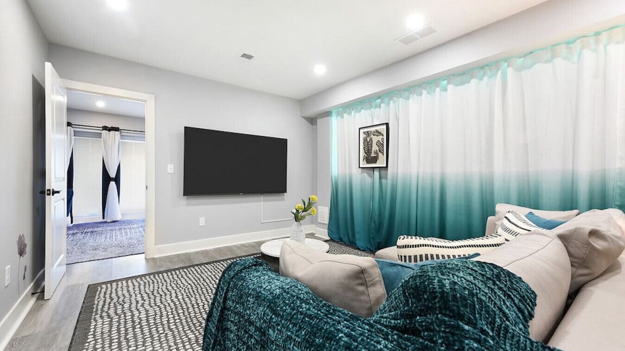 Photo of Livingroom in Lawrenceville