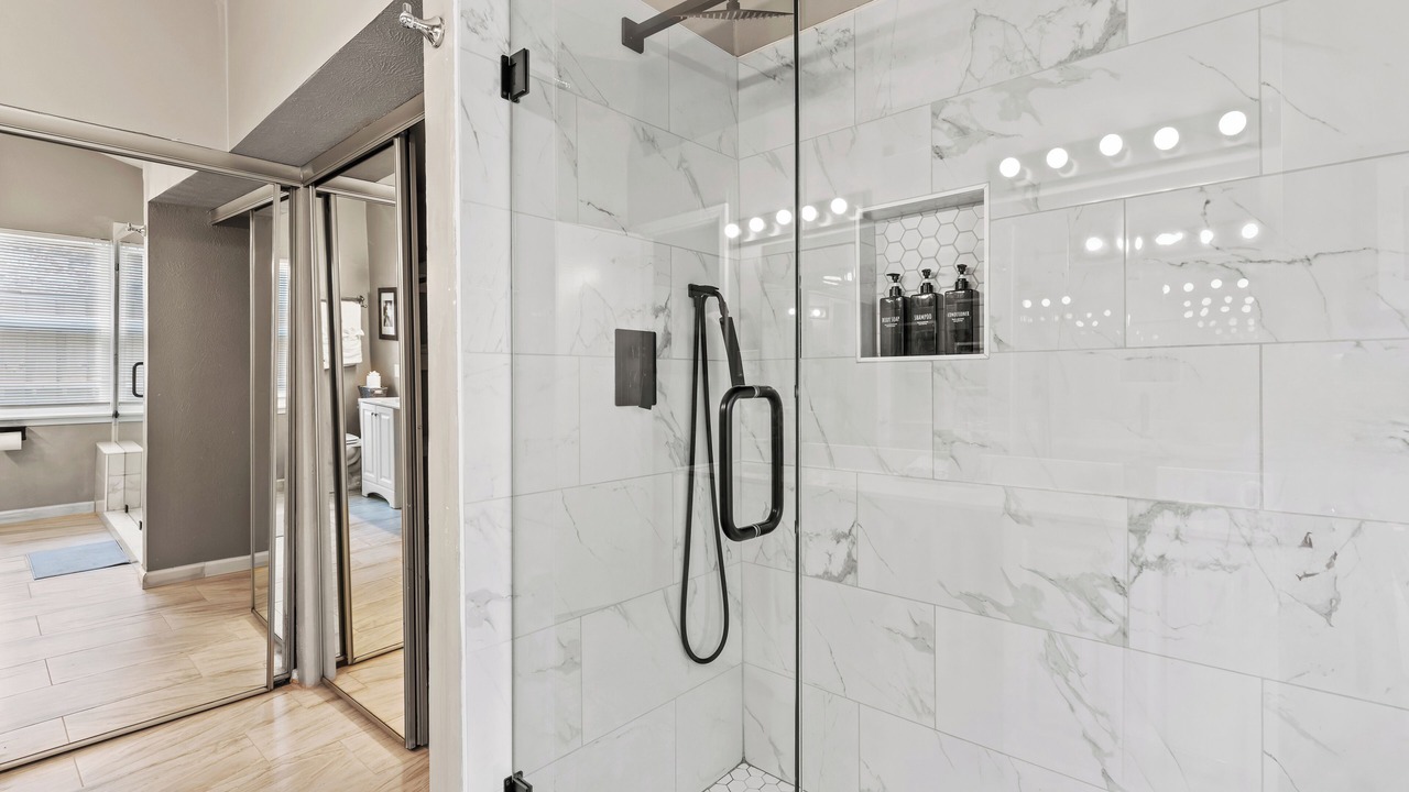 Photo of Bathroom in Allen
