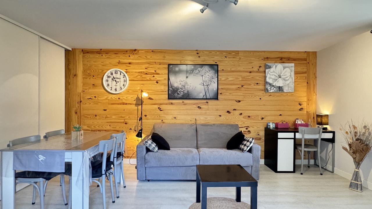 Photo of Livingroom in Cauterets