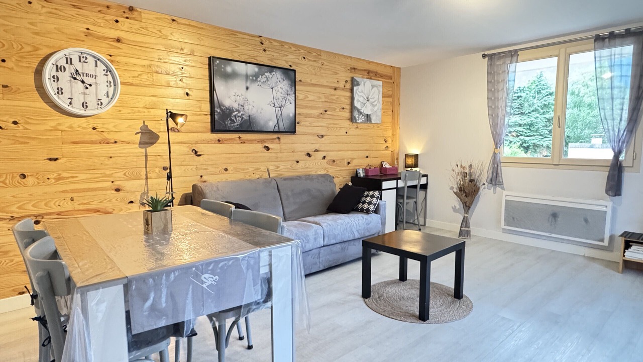 Photo of Livingroom in Cauterets