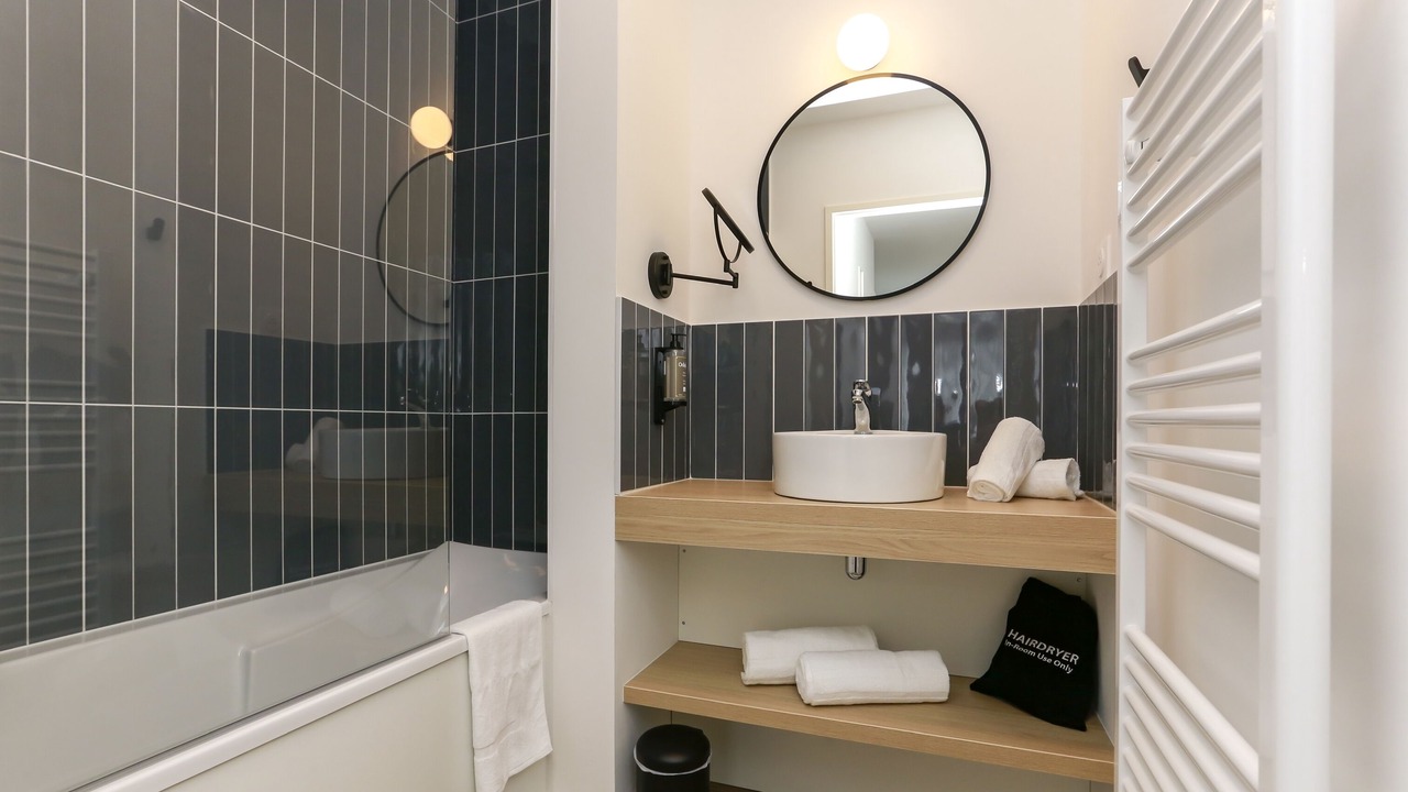 Photo of Bathroom in La Fayette-Eble