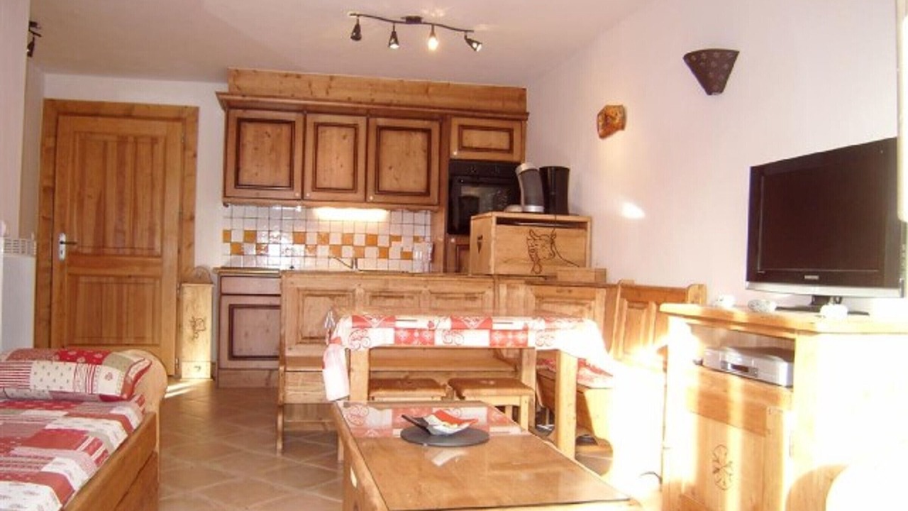 Photo of Others in Cohennoz