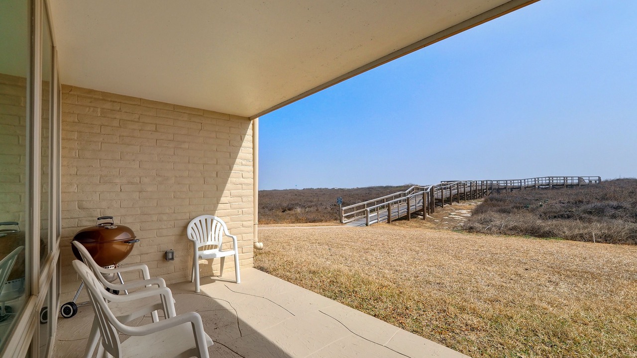Photo of Patio Balcony in Shibui Sands
