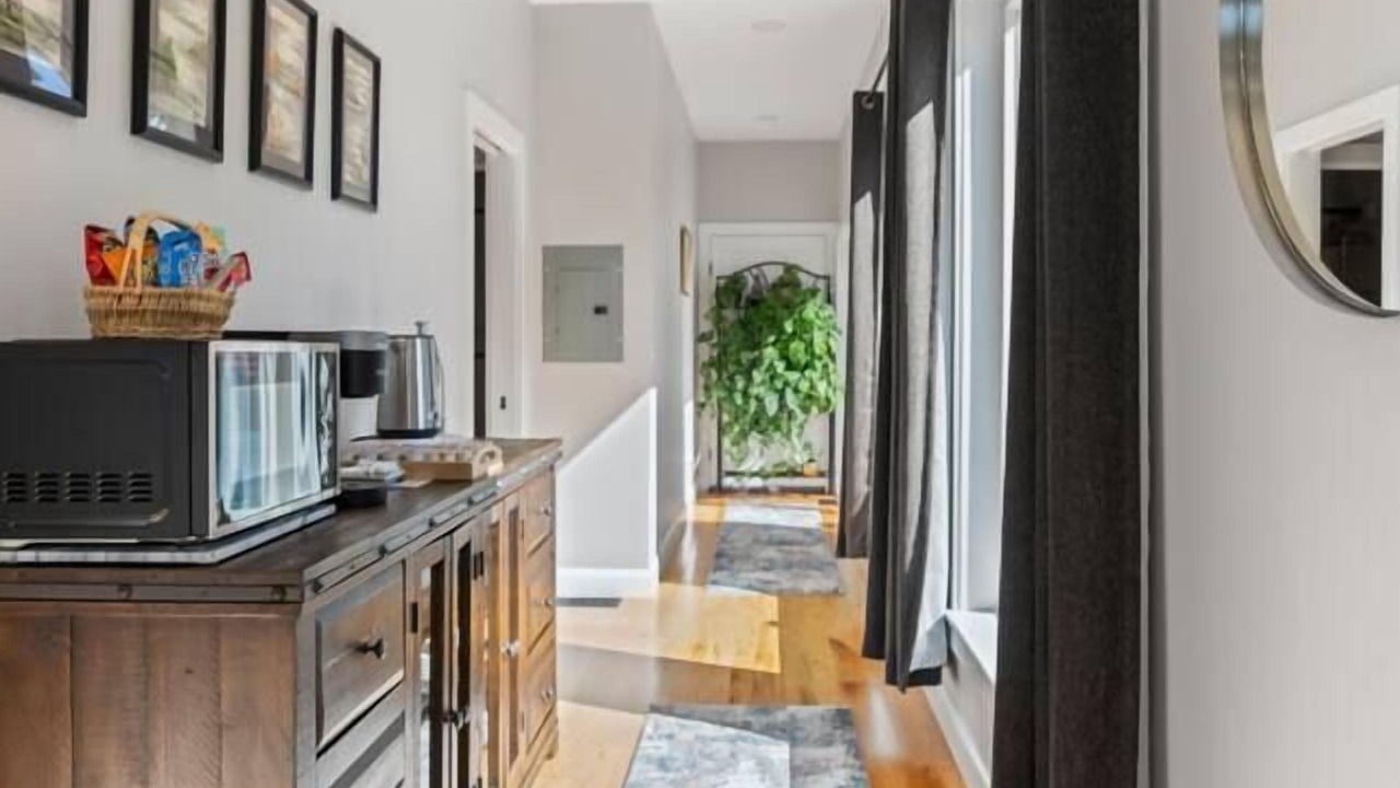 Photo of Others in Uxbridge