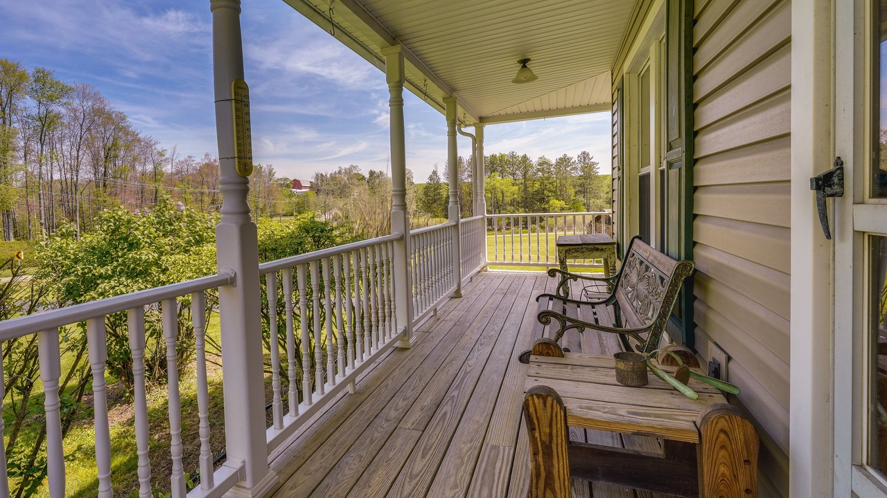 Photo of Patio Balcony in Dagus Mines