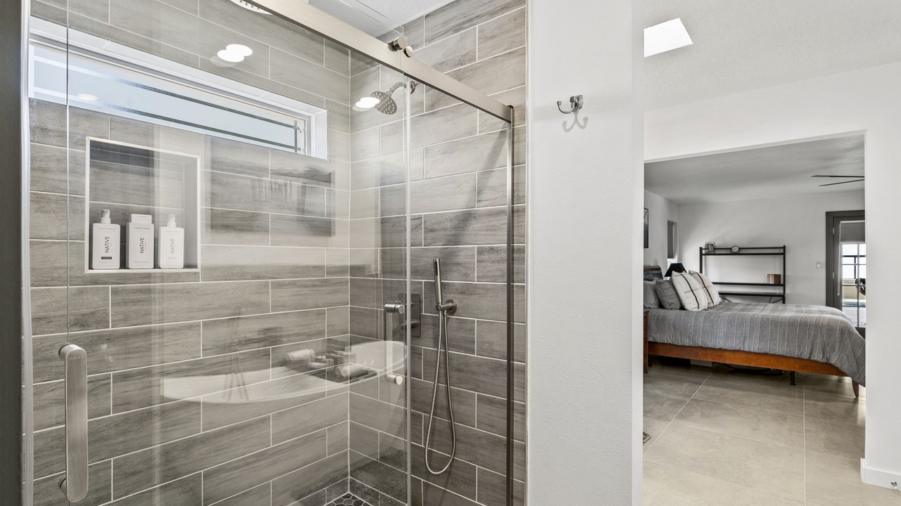 Photo of Bathroom in Academy Estates East