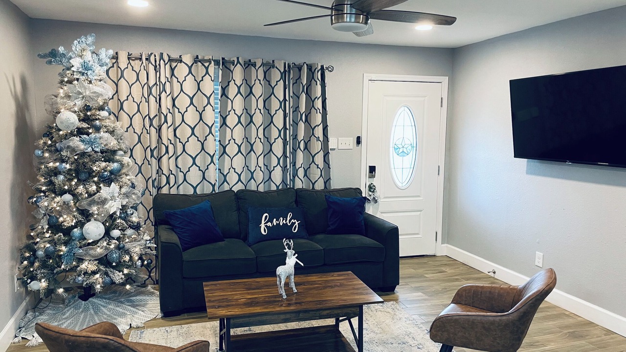 Photo of Livingroom in North San Antonio - SAT