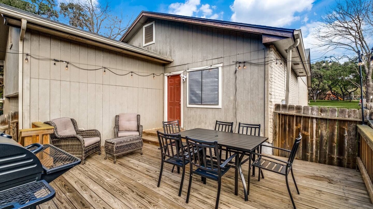 Photo of Outdoor in Woodridge