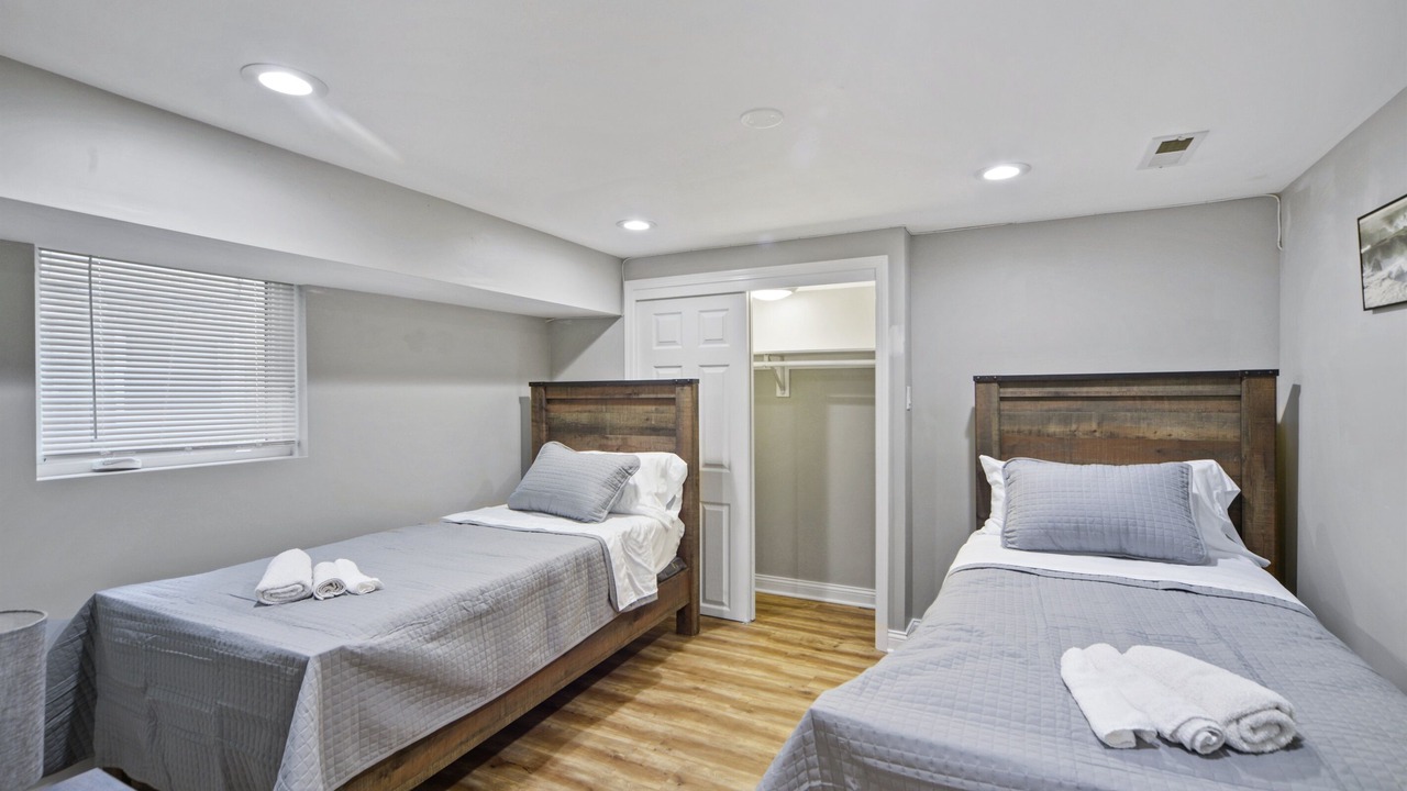 Photo of Bedroom in Cragin