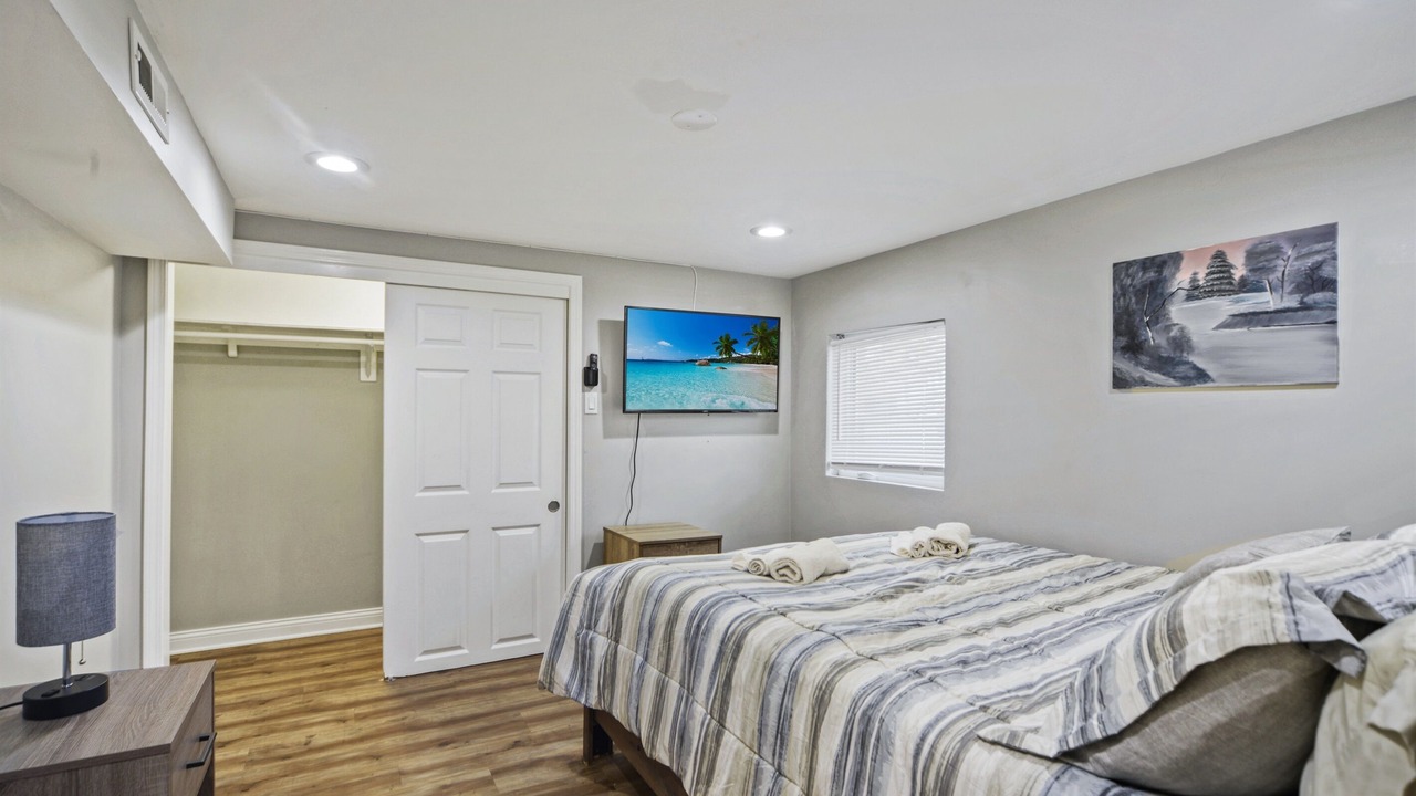 Photo of Bedroom in Cragin