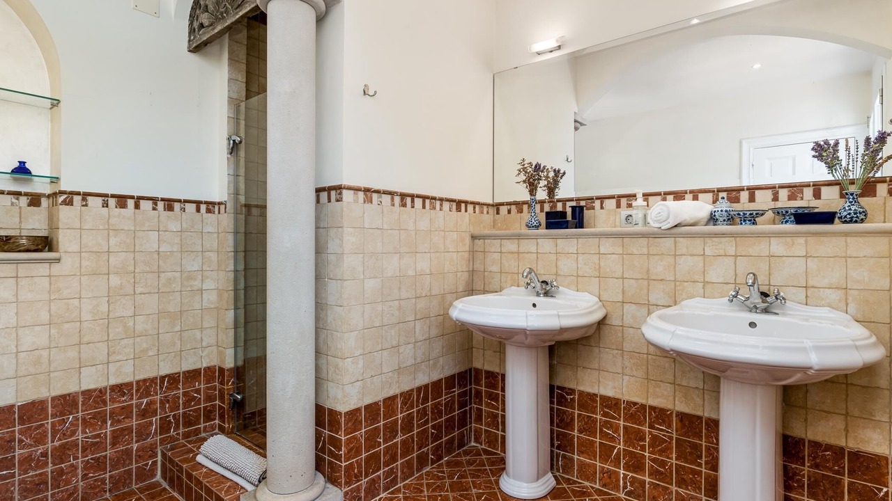 Photo of Bathroom in Teia