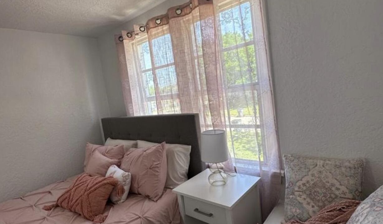 Photo of Bedroom in Lawton