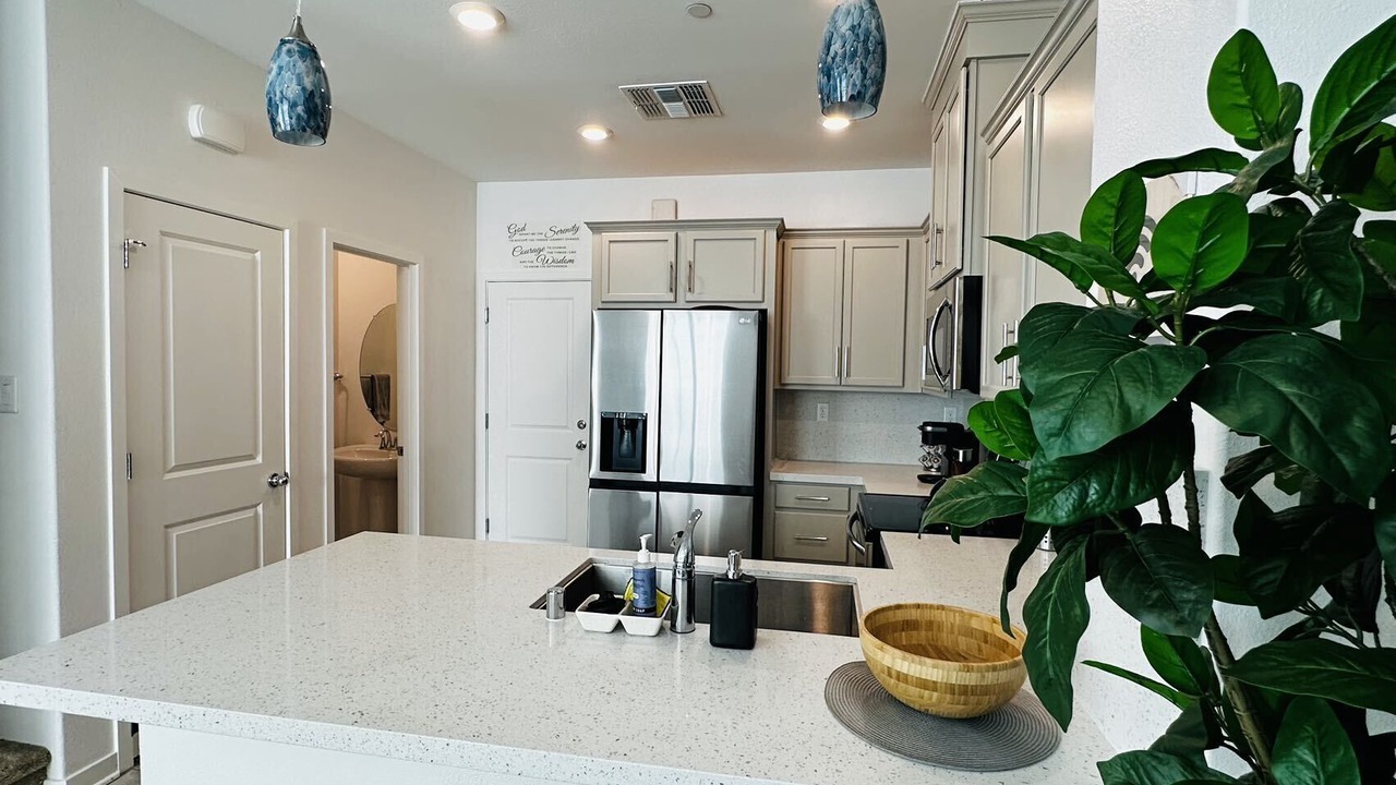 Photo of Kitchen in Natomas Creek