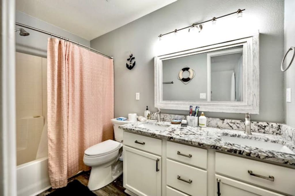 Photo of Bathroom in Las Cruces