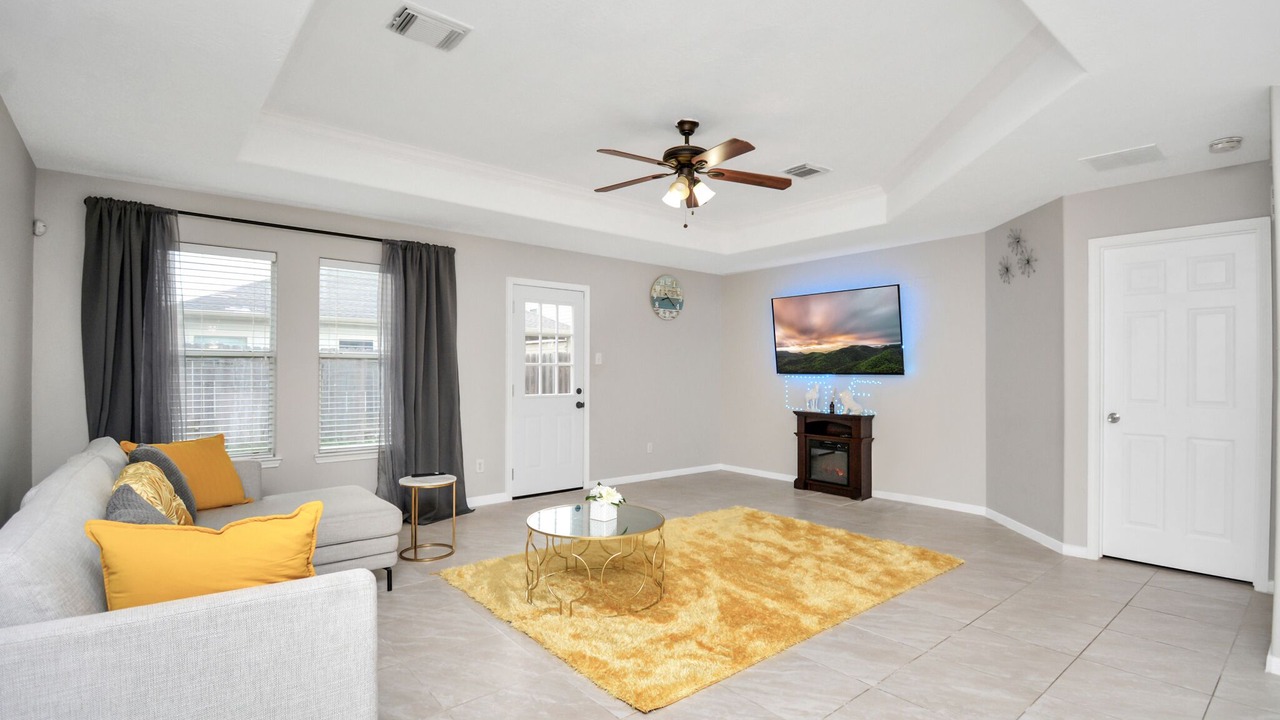 Photo of Livingroom in Katy