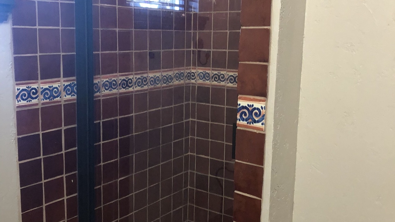 Photo of Bathroom in Uvalde