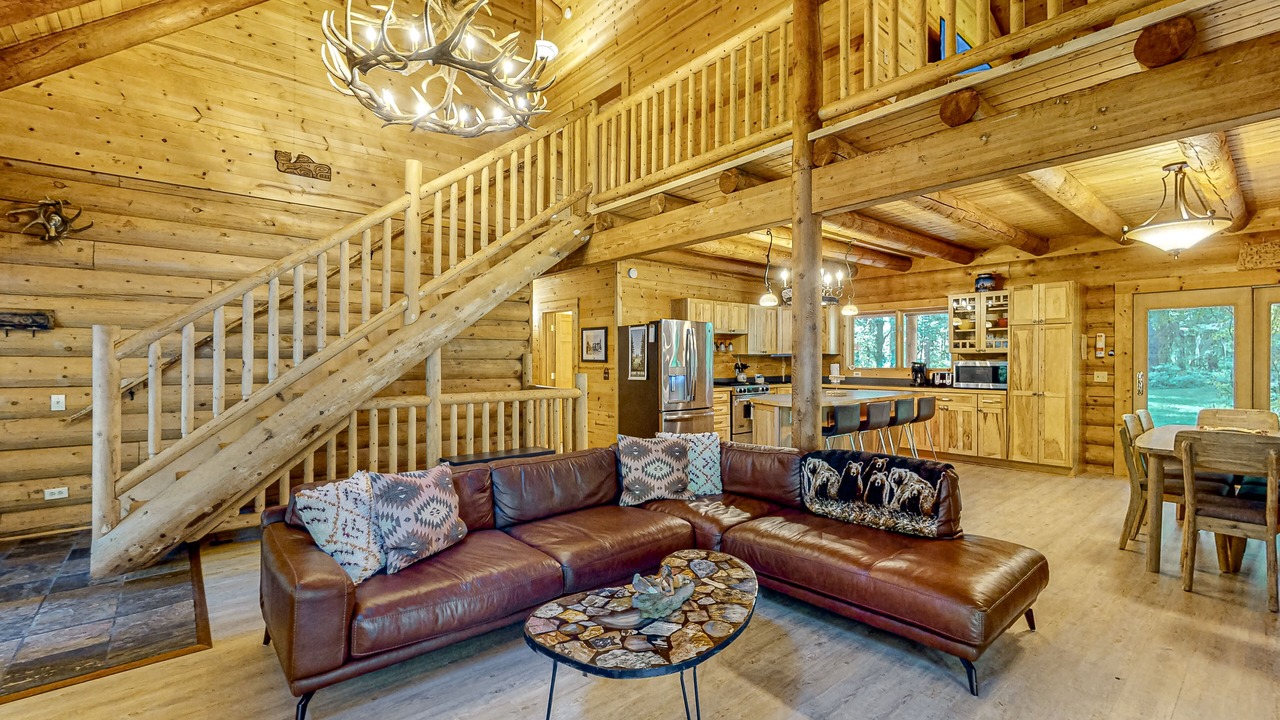 Photo of Livingroom in Tillamook