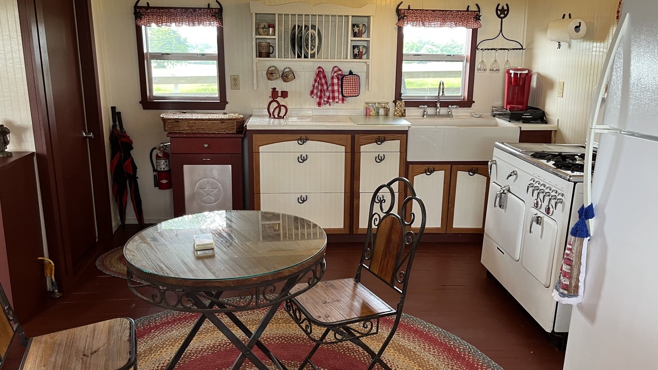 Photo of Kitchen in Flatonia