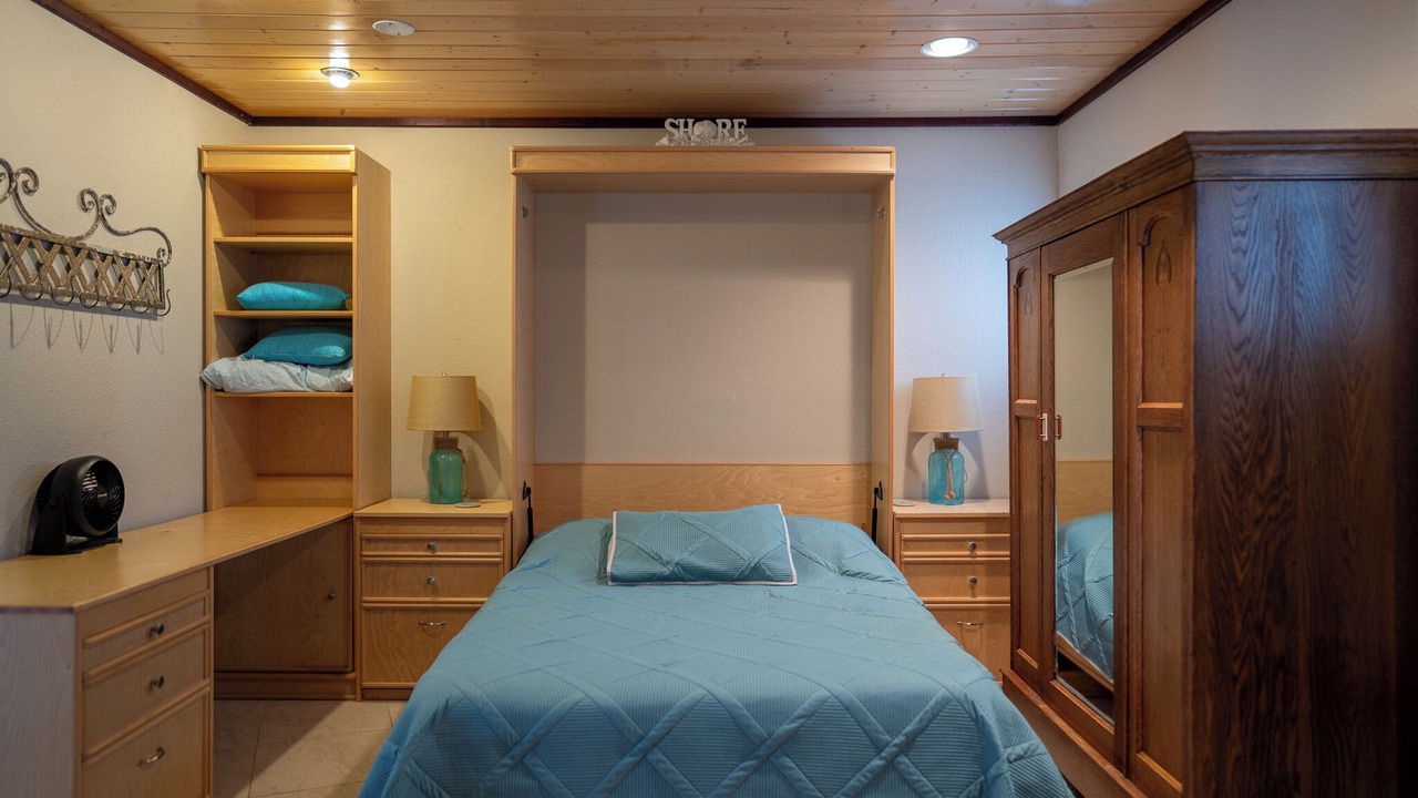 Photo of Bedroom in Smith River