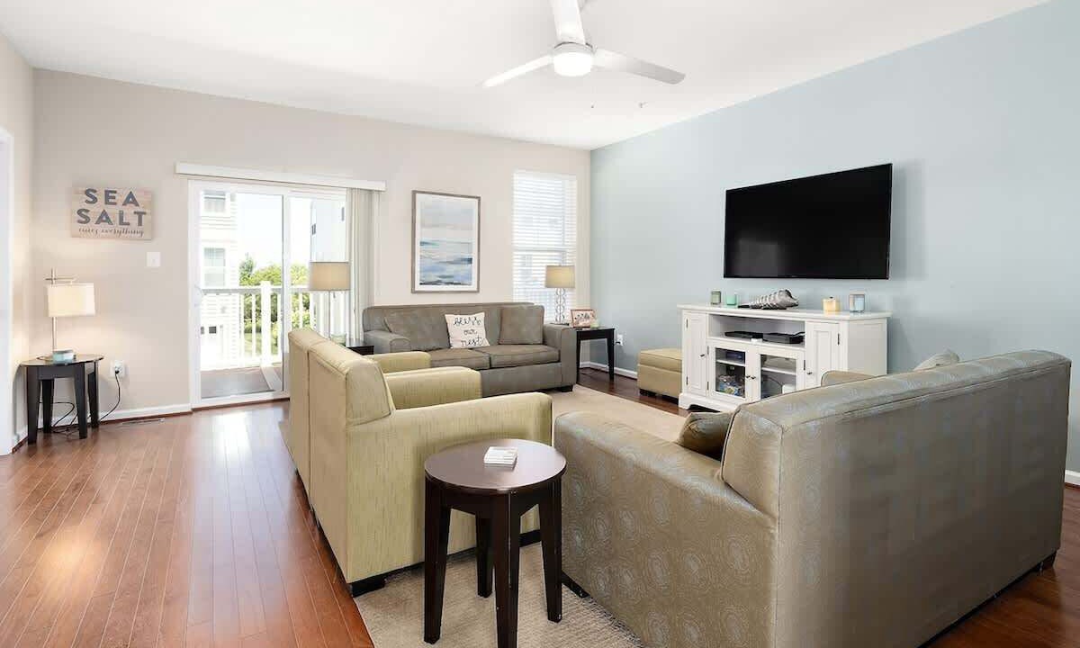 Photo of Livingroom in West Ocean City