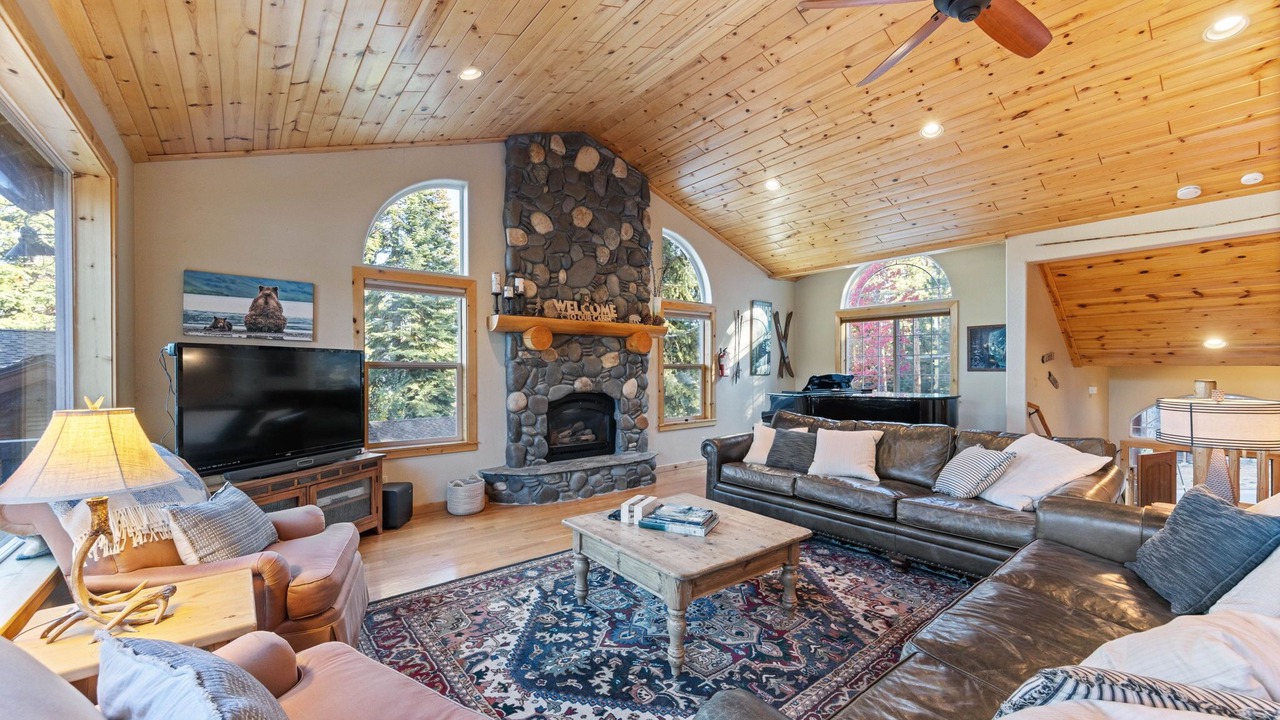 Photo of Livingroom in Ridgewood