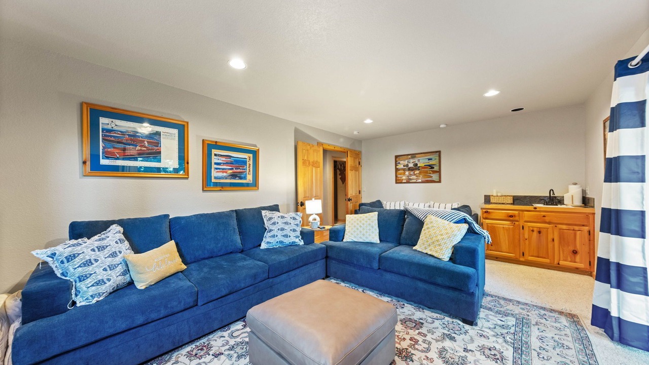 Photo of Livingroom in Ridgewood